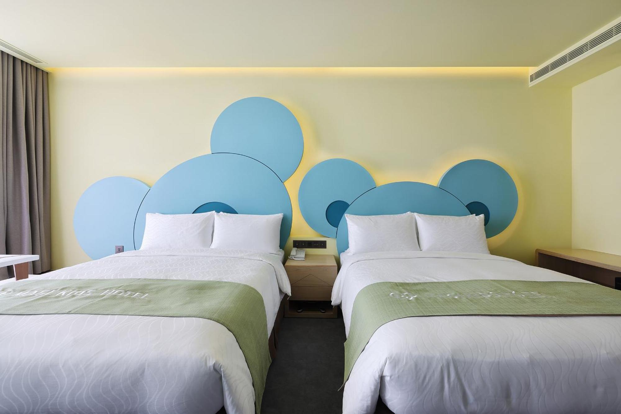 Check Inn Magi Kids Hotel Luodong Habitación foto